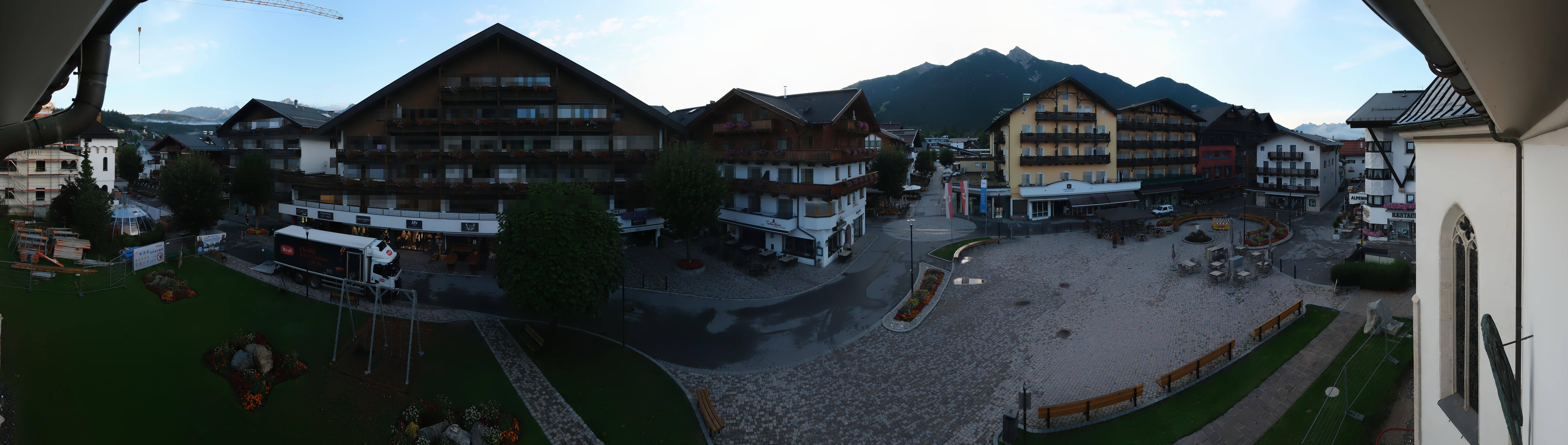 Archiv Foto Webcam Dorfplatz, Seefeld in Tirol