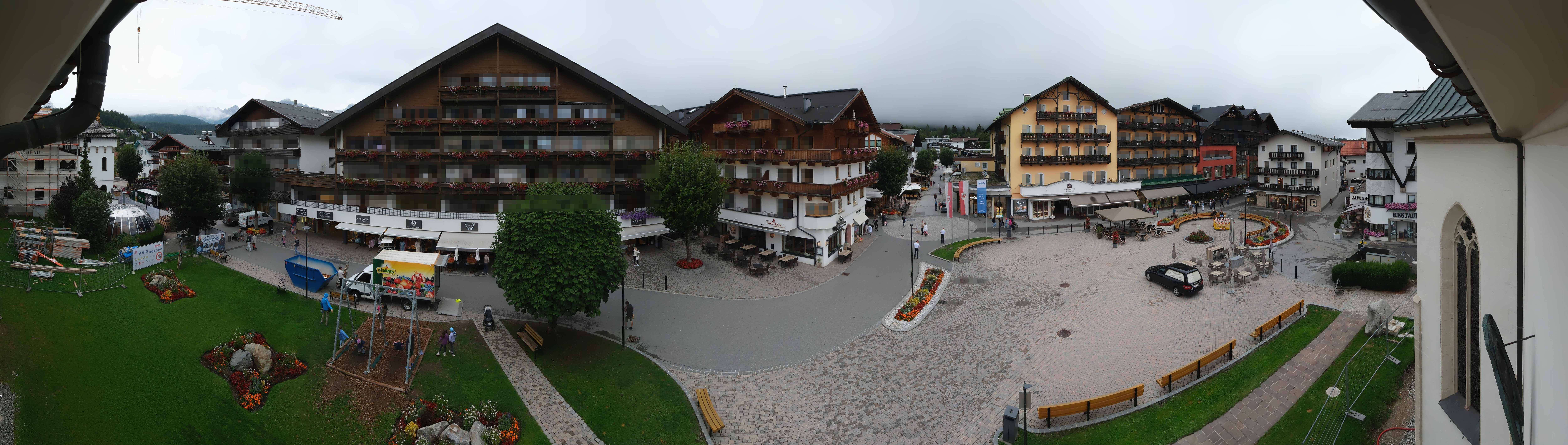 Archiv Foto Webcam Dorfplatz, Seefeld in Tirol
