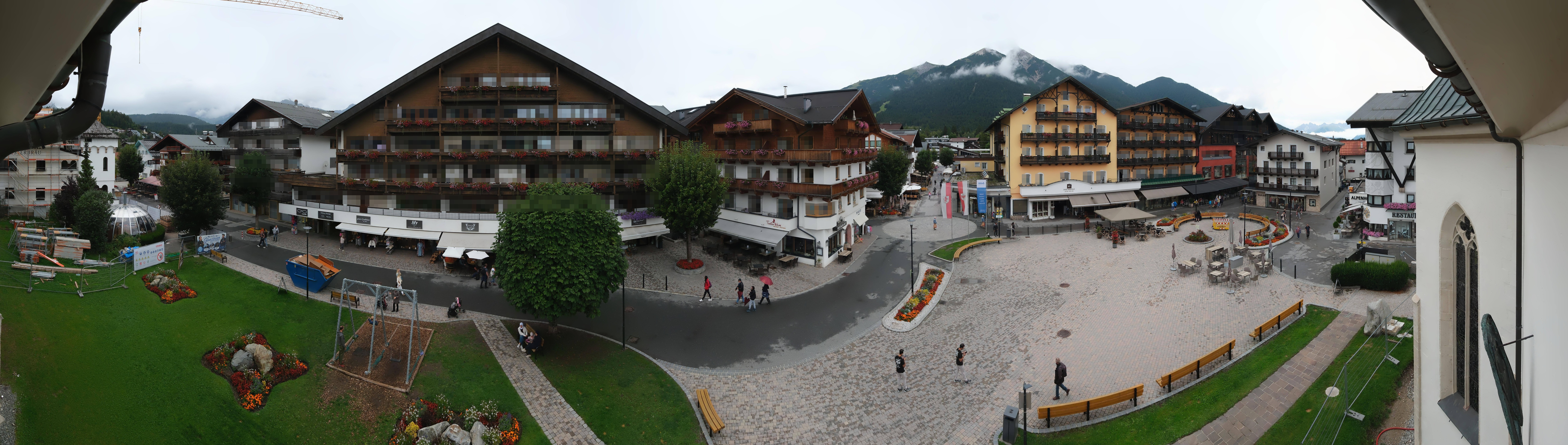 Archiv Foto Webcam Dorfplatz, Seefeld in Tirol