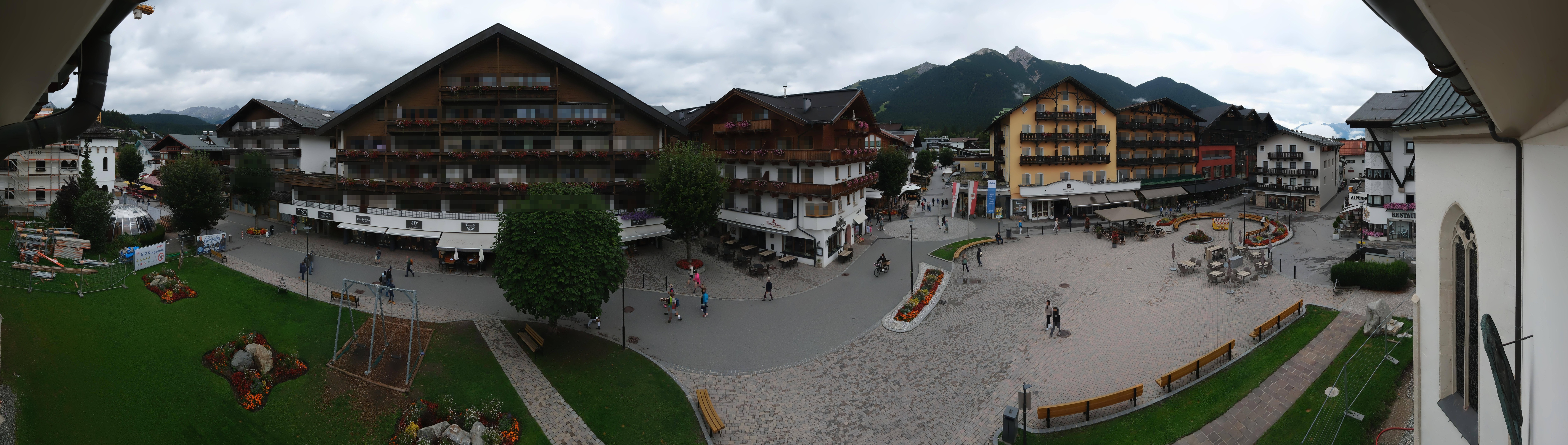 Archiv Foto Webcam Dorfplatz, Seefeld in Tirol