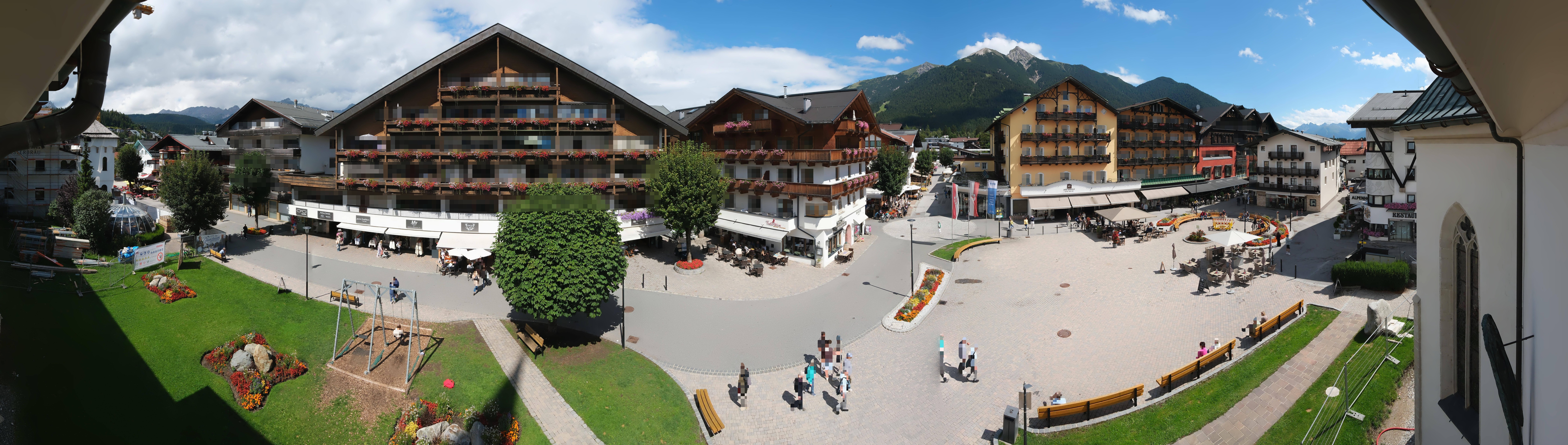 Archiv Foto Webcam Dorfplatz, Seefeld in Tirol