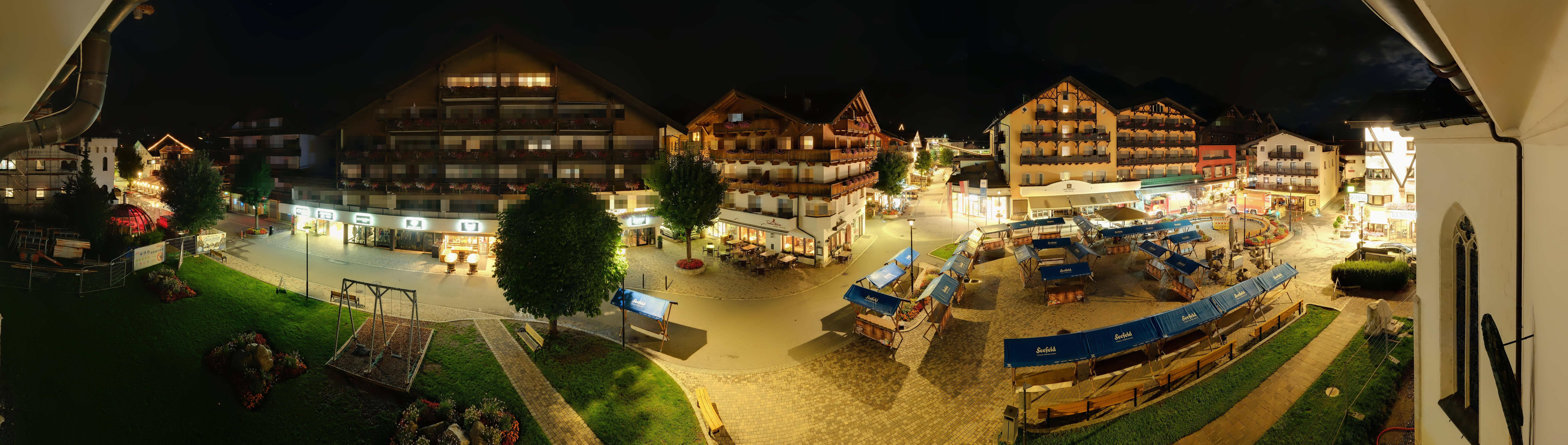 Archiv Foto Webcam Dorfplatz, Seefeld in Tirol
