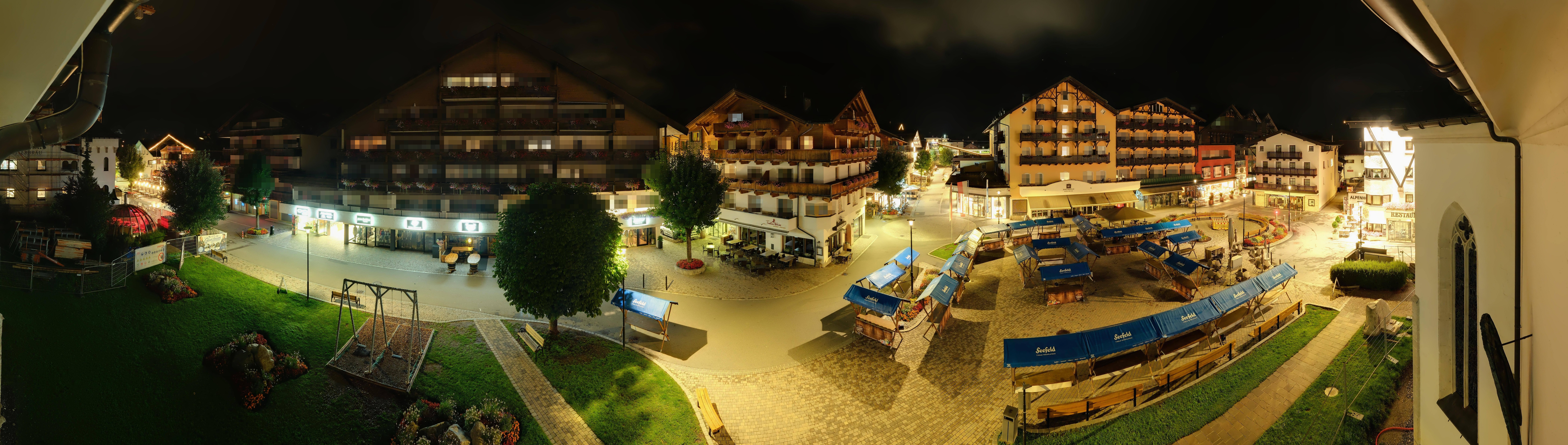 Archiv Foto Webcam Dorfplatz, Seefeld in Tirol