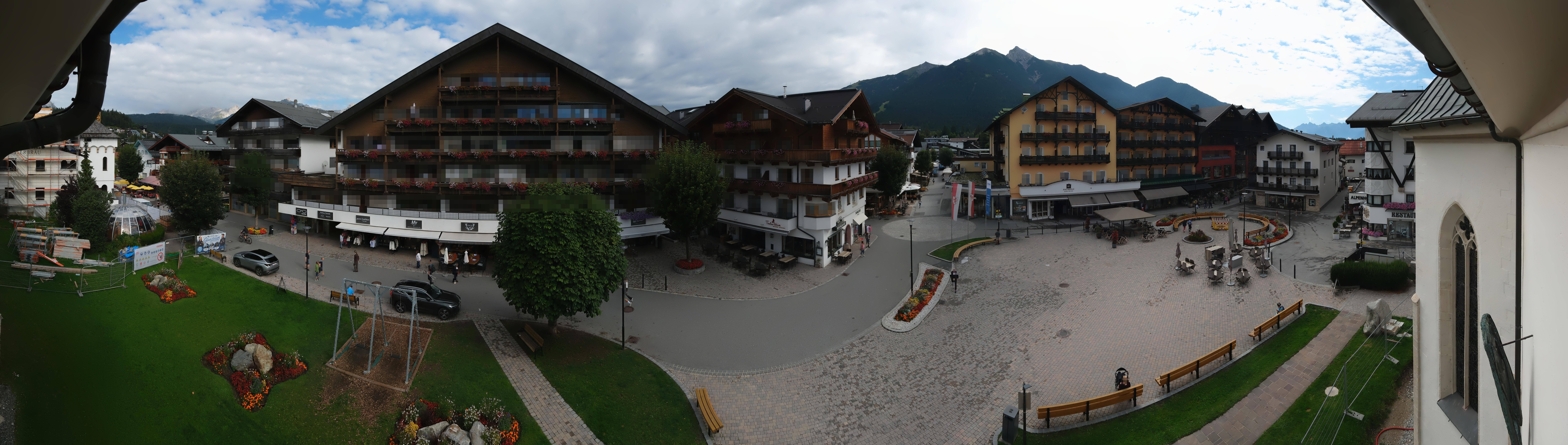 Archiv Foto Webcam Dorfplatz, Seefeld in Tirol