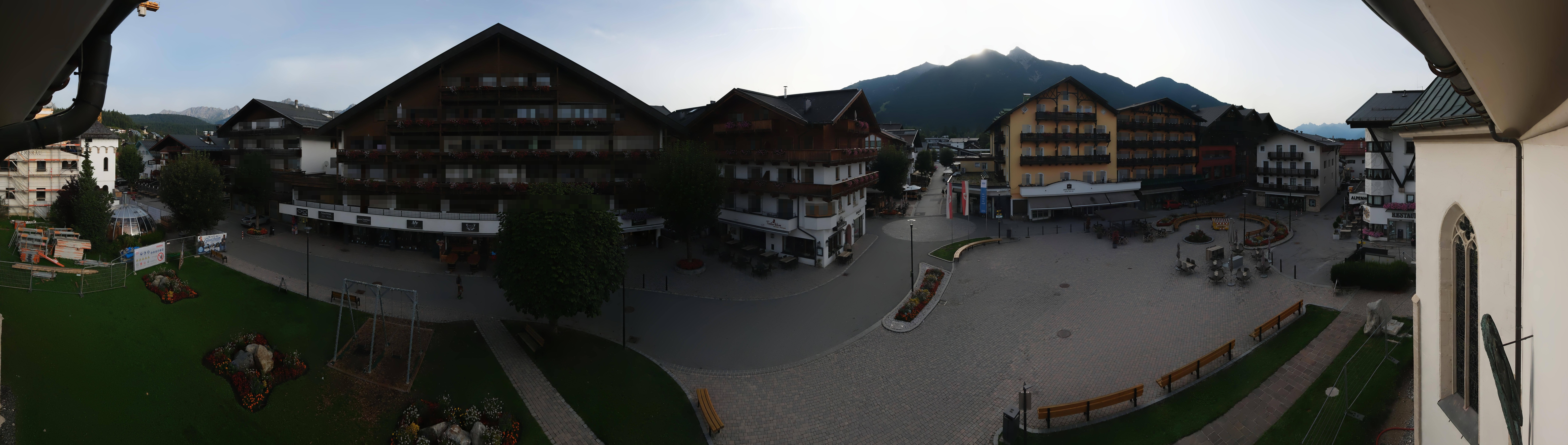 Archiv Foto Webcam Dorfplatz, Seefeld in Tirol