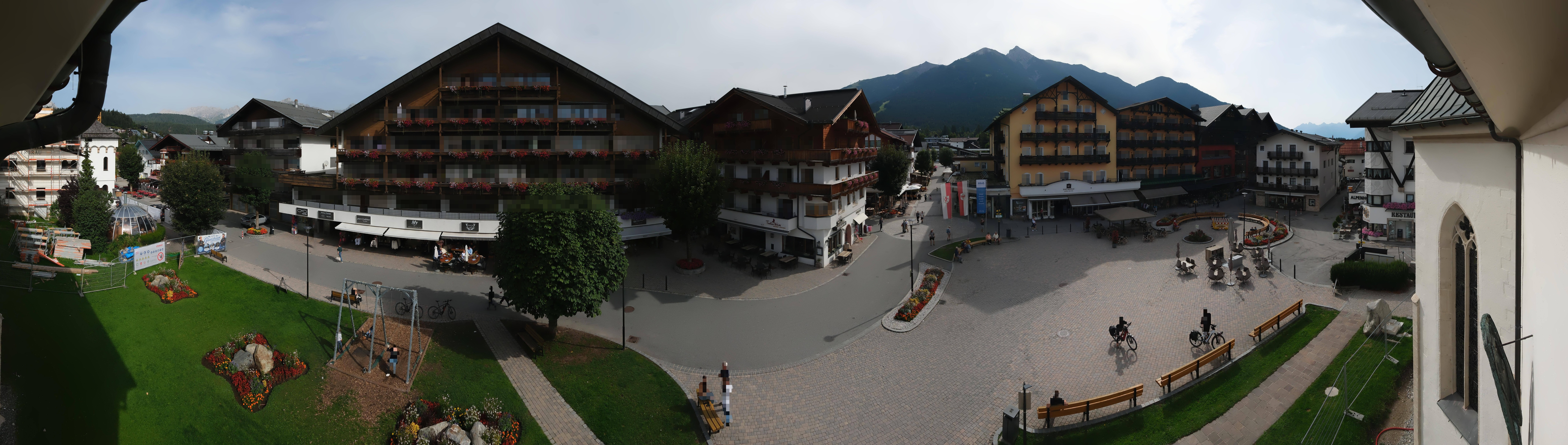 Archiv Foto Webcam Dorfplatz, Seefeld in Tirol