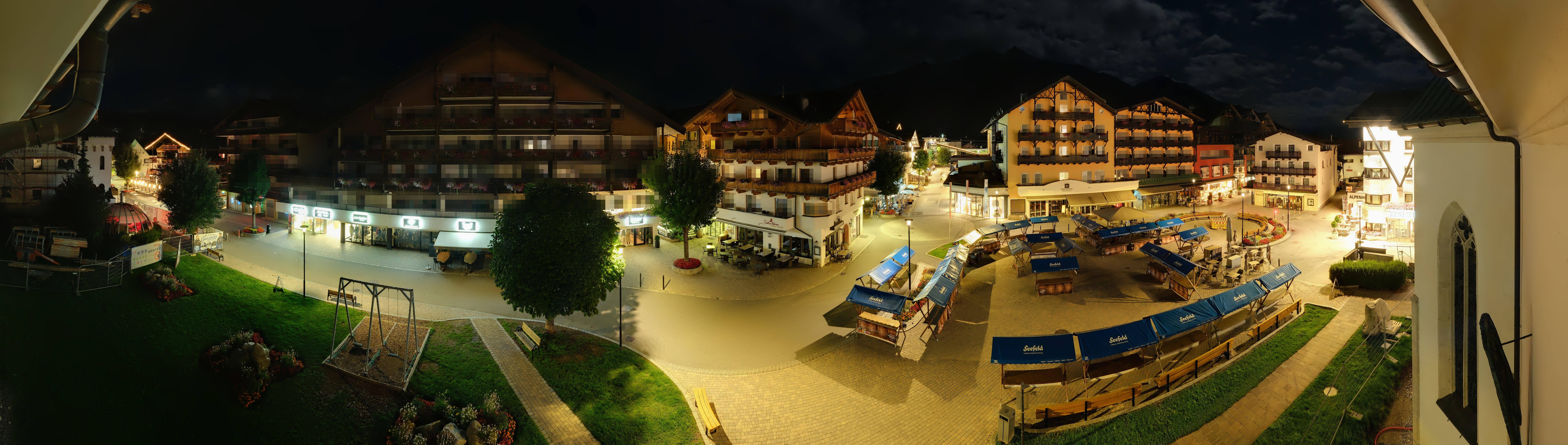 Archiv Foto Webcam Dorfplatz, Seefeld in Tirol