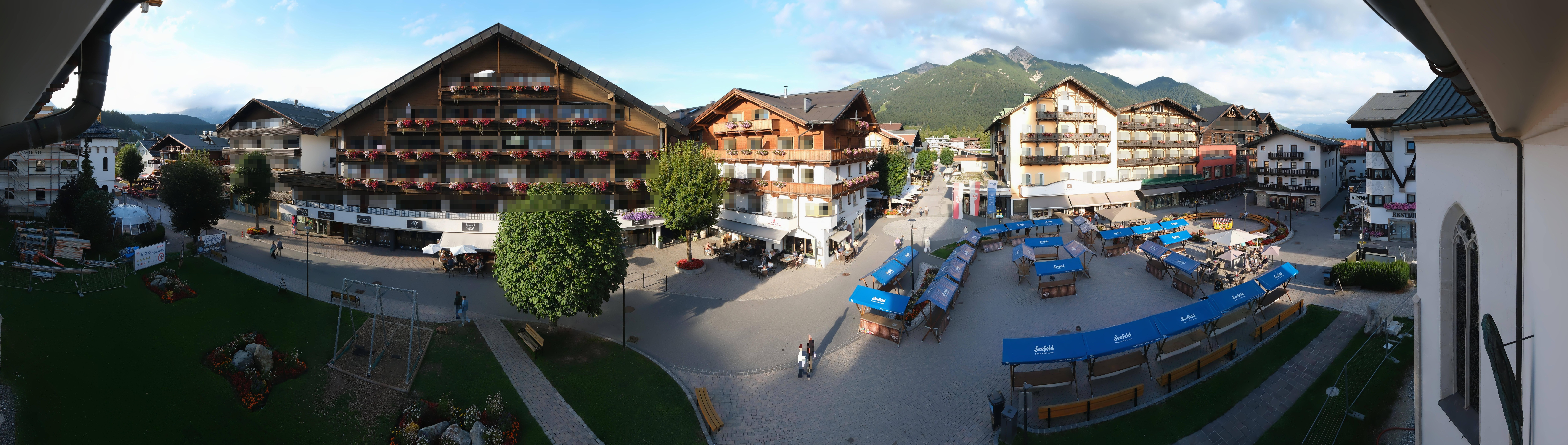 Archiv Foto Webcam Dorfplatz, Seefeld in Tirol