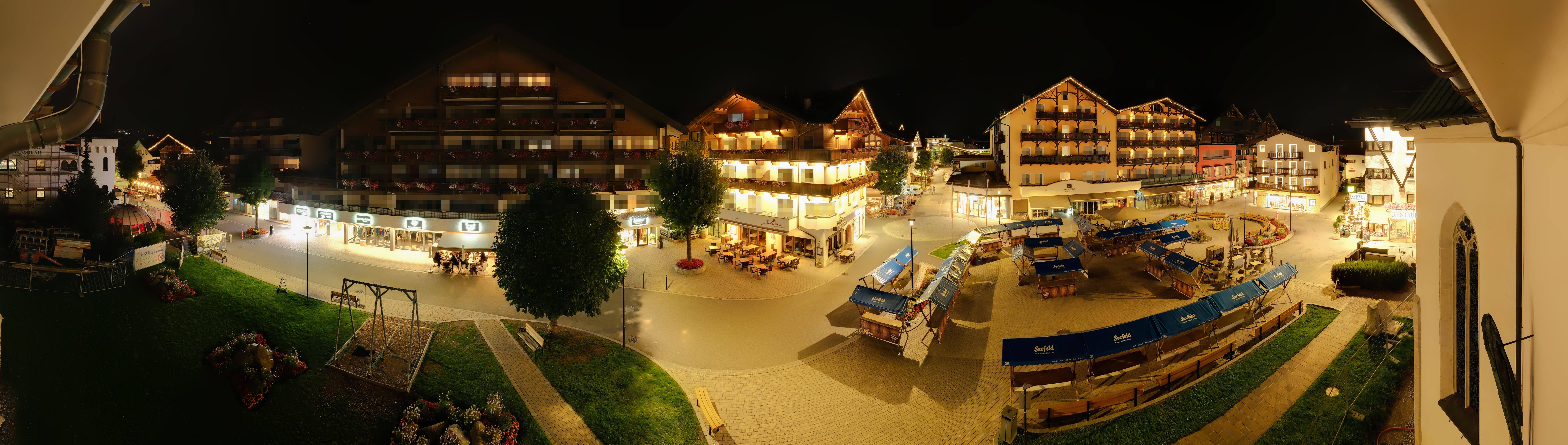 Archiv Foto Webcam Dorfplatz, Seefeld in Tirol