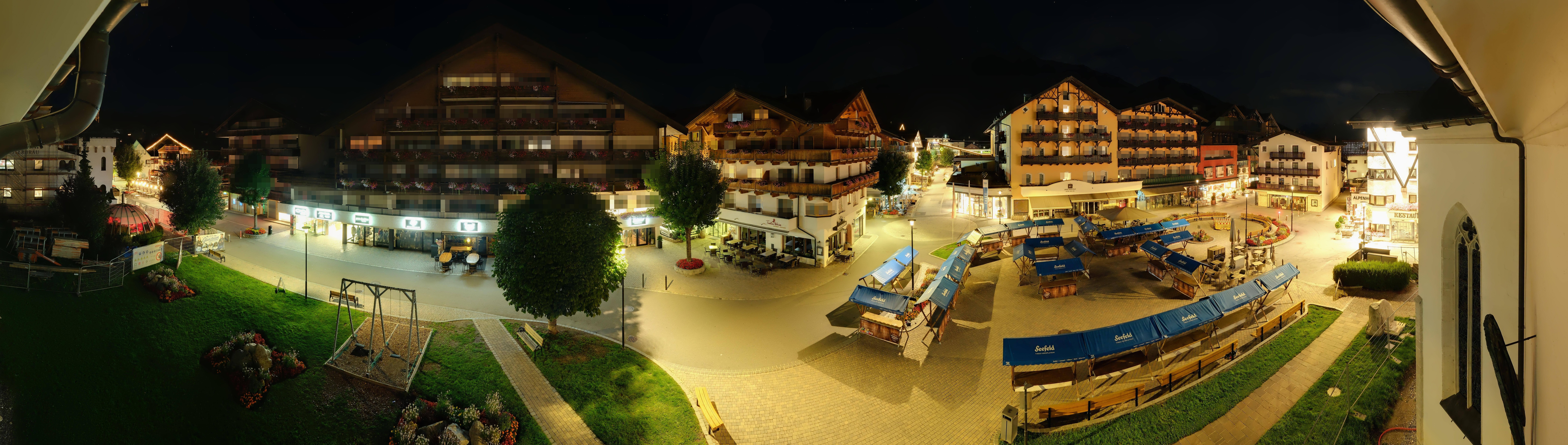 Archiv Foto Webcam Dorfplatz, Seefeld in Tirol