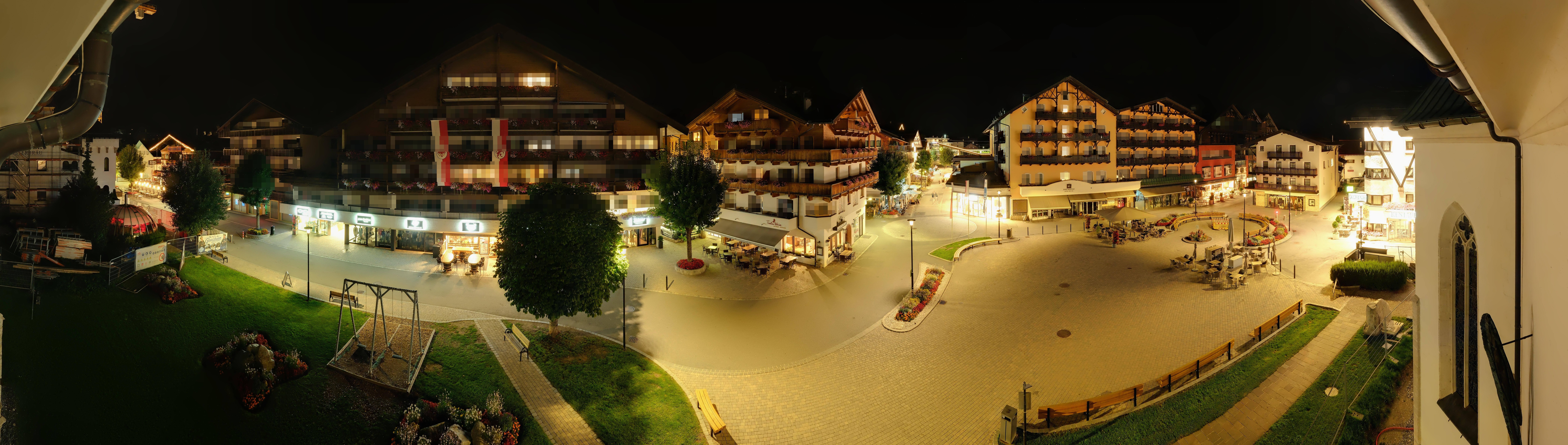 Archiv Foto Webcam Dorfplatz, Seefeld in Tirol