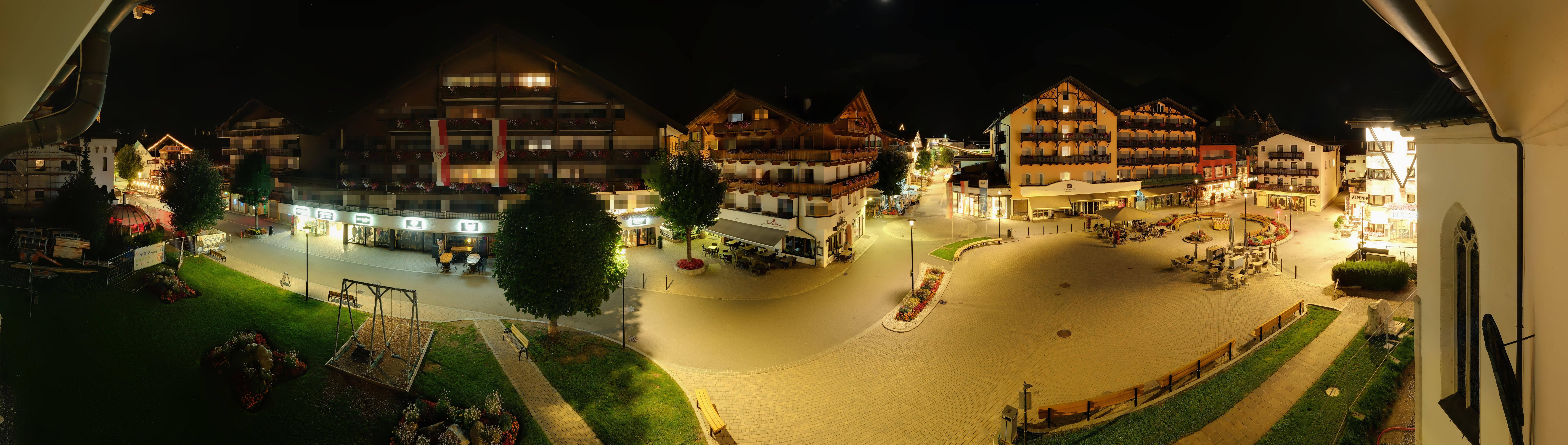 Archiv Foto Webcam Dorfplatz, Seefeld in Tirol