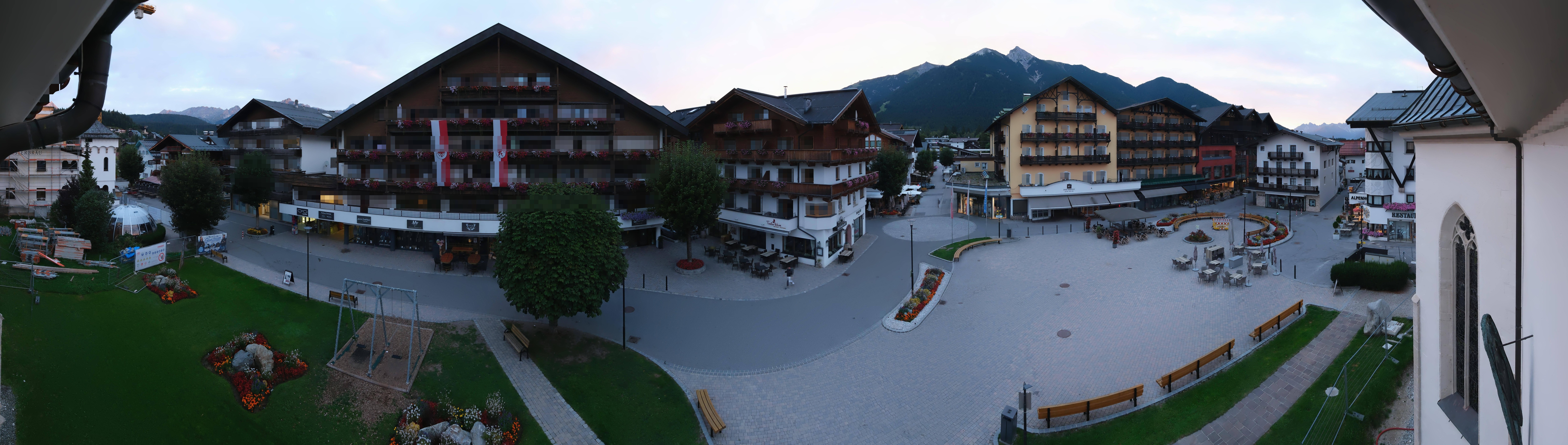 Archiv Foto Webcam Dorfplatz, Seefeld in Tirol