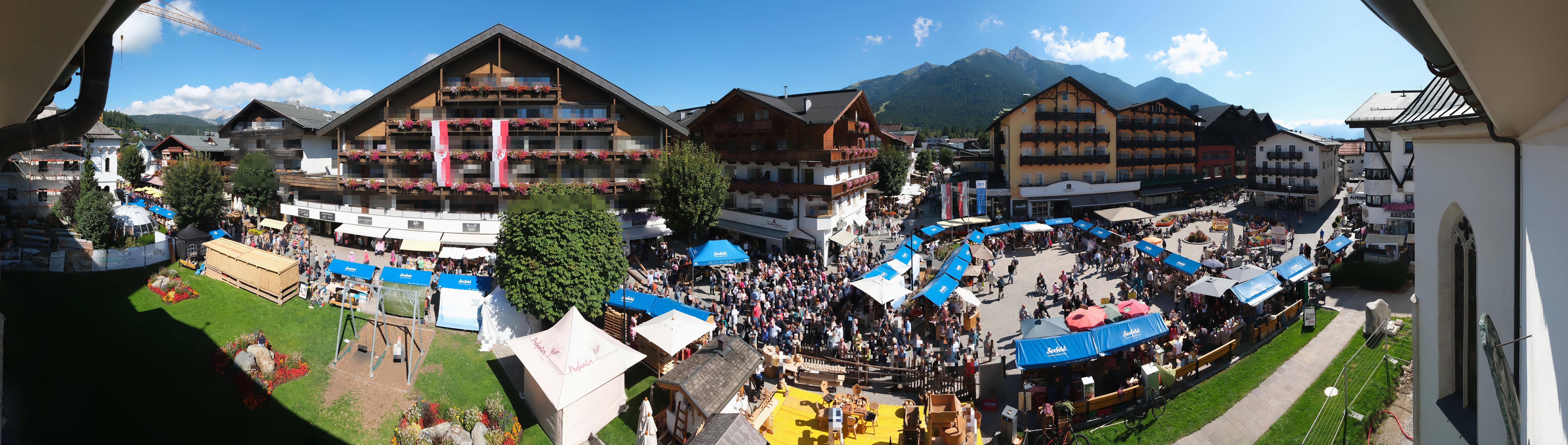 Archiv Foto Webcam Dorfplatz, Seefeld in Tirol