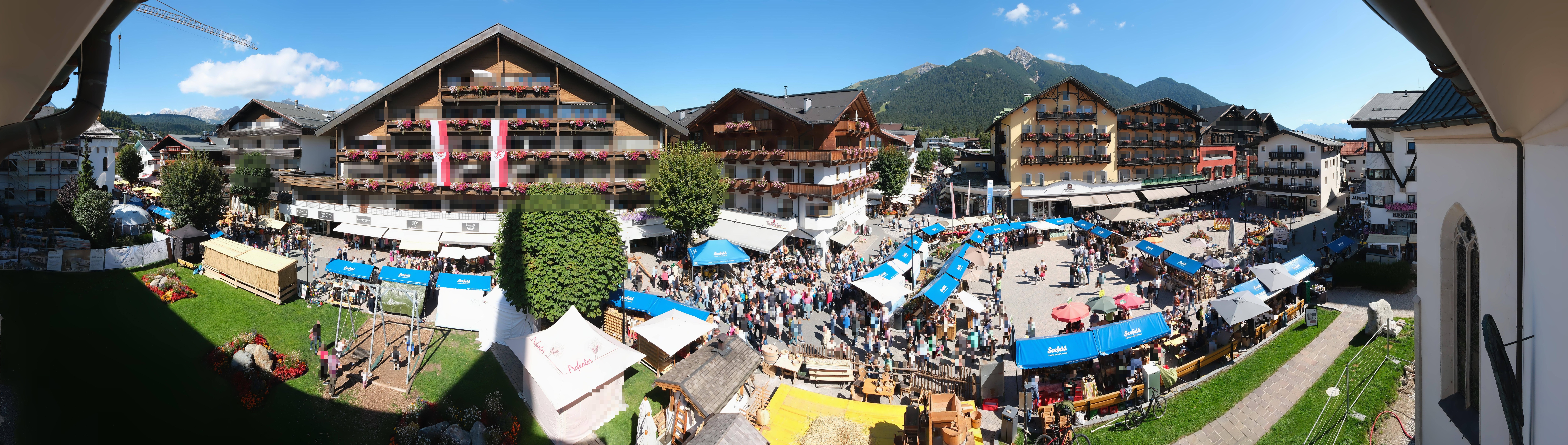 Archiv Foto Webcam Dorfplatz, Seefeld in Tirol