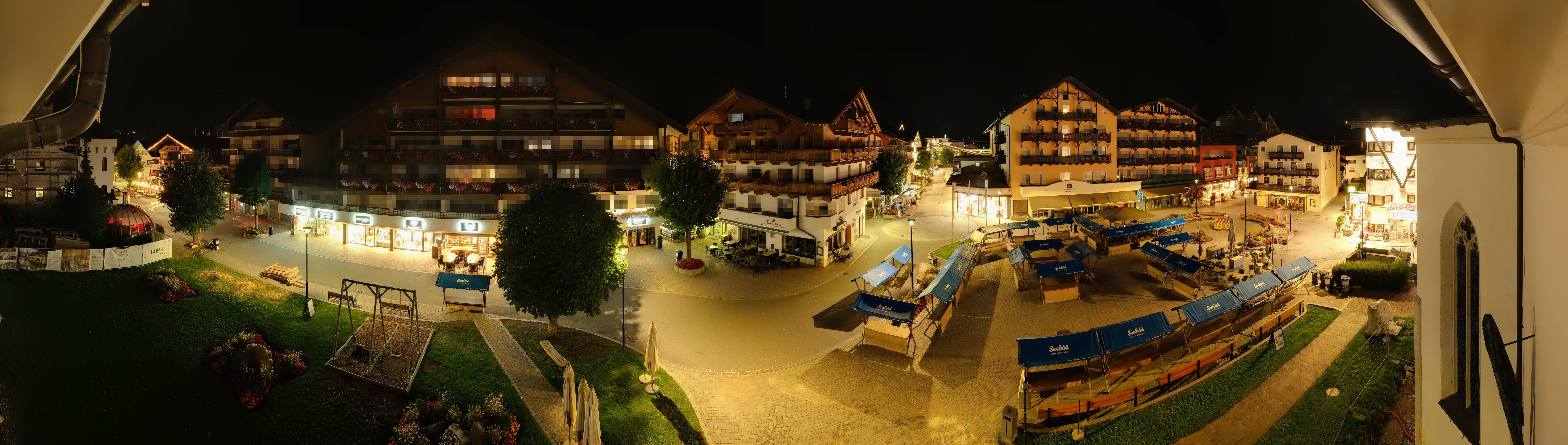 Archiv Foto Webcam Dorfplatz, Seefeld in Tirol
