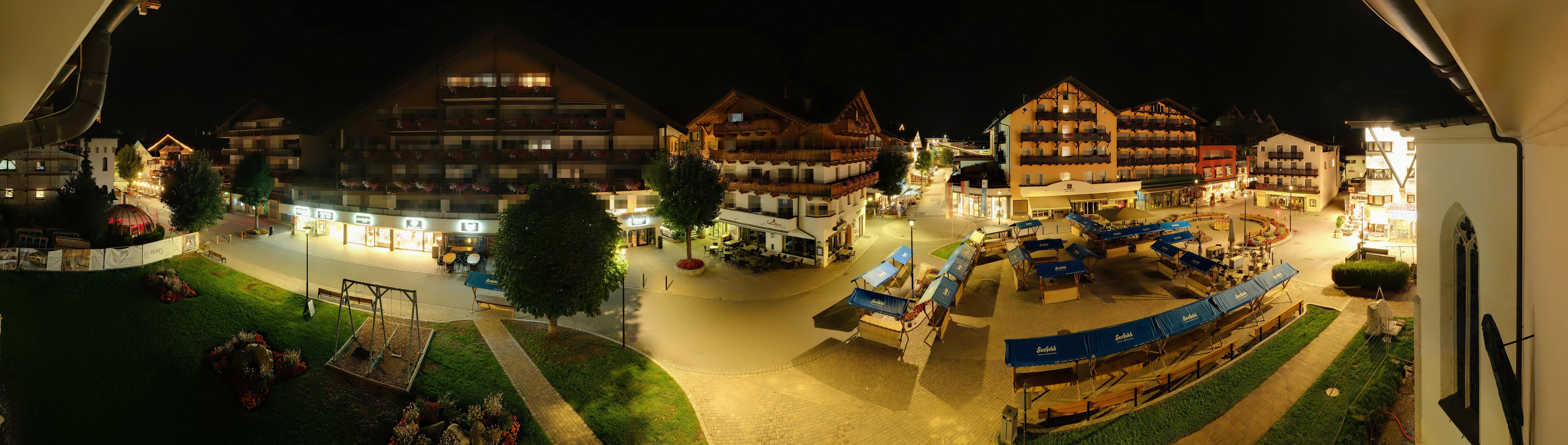 Archiv Foto Webcam Dorfplatz, Seefeld in Tirol