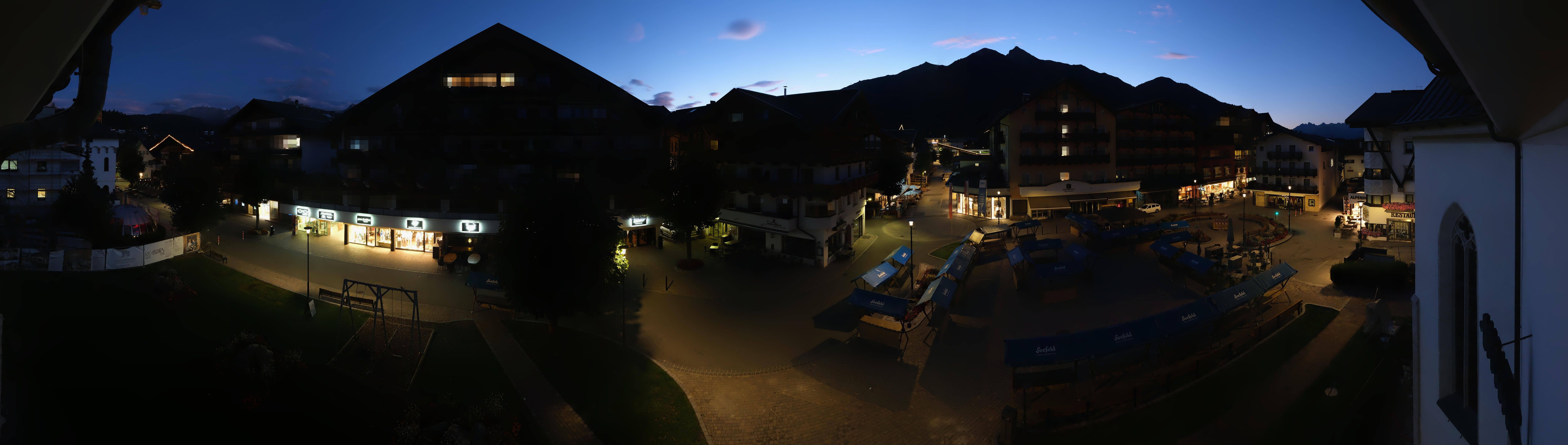 Archiv Foto Webcam Dorfplatz, Seefeld in Tirol