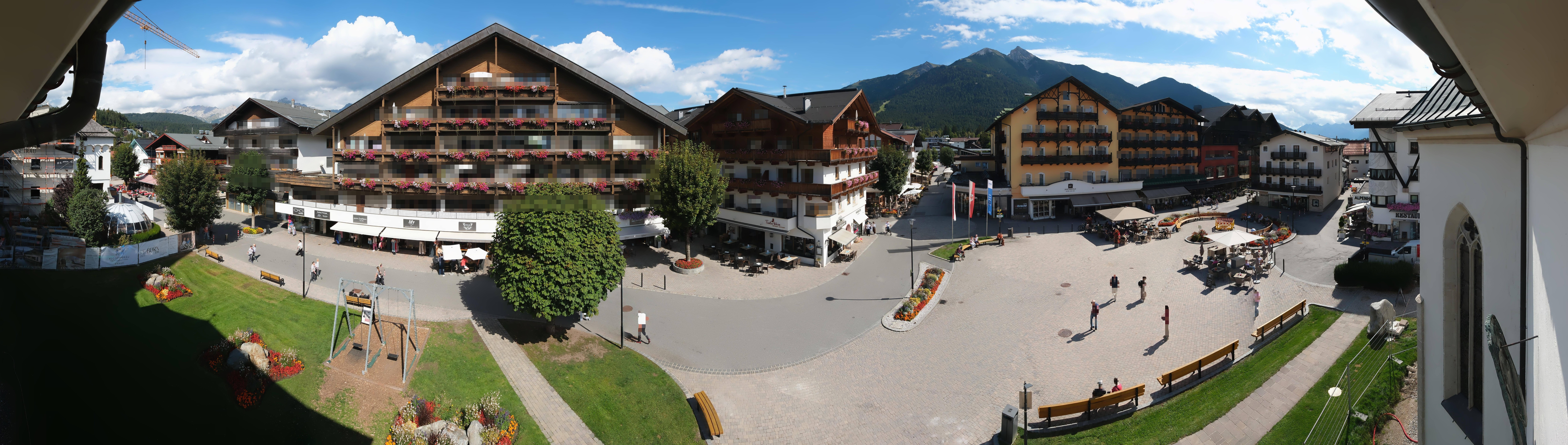 Archiv Foto Webcam Dorfplatz, Seefeld in Tirol