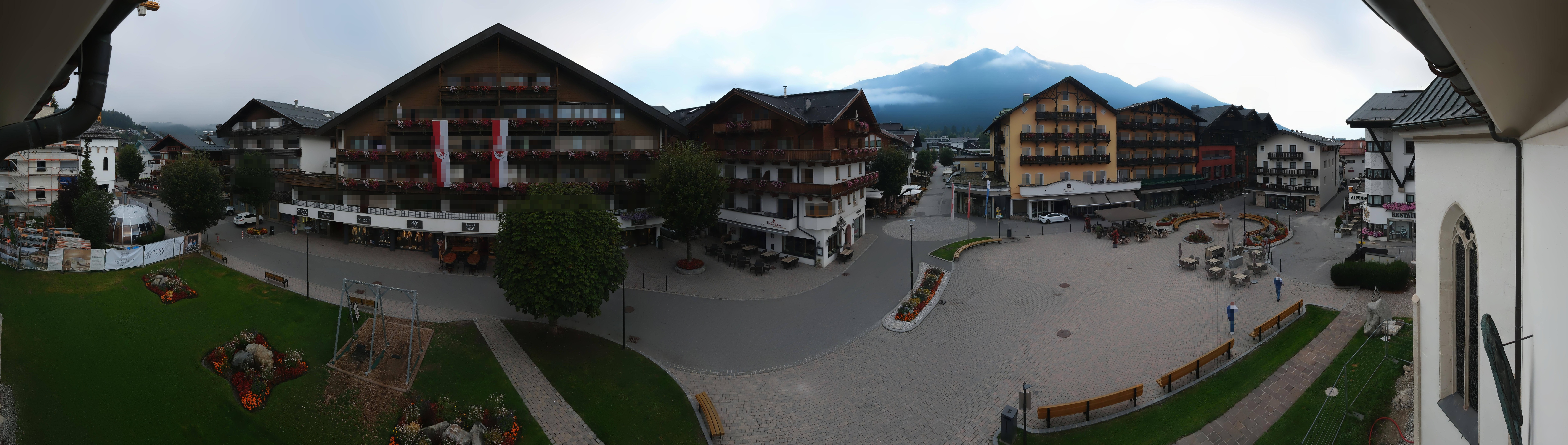 Archiv Foto Webcam Dorfplatz, Seefeld in Tirol