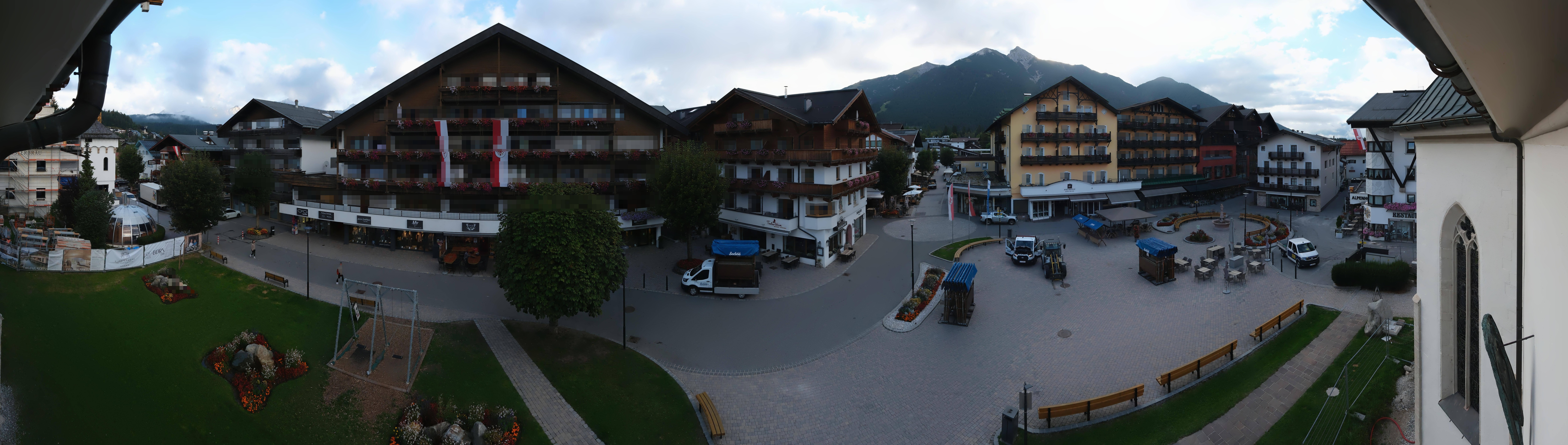 Archiv Foto Webcam Dorfplatz, Seefeld in Tirol