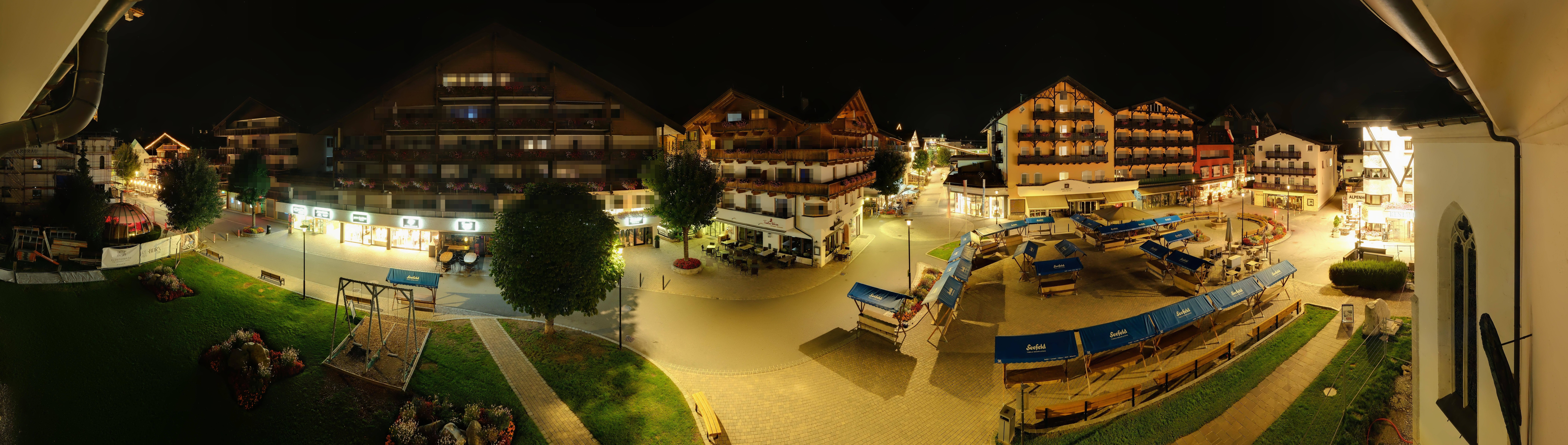 Archiv Foto Webcam Dorfplatz, Seefeld in Tirol