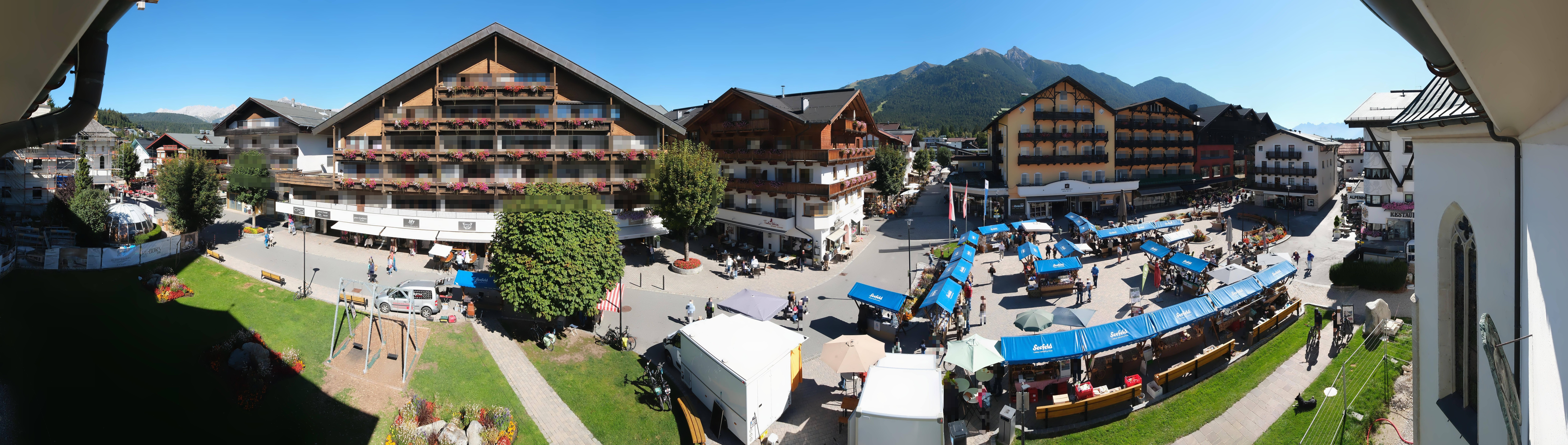 Archiv Foto Webcam Dorfplatz, Seefeld in Tirol