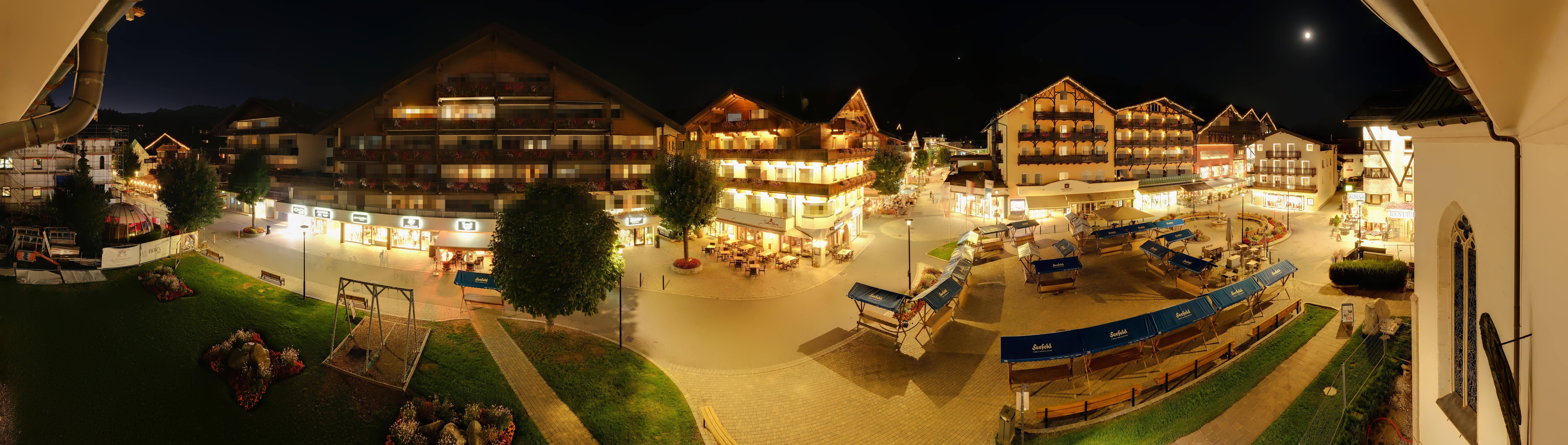 Archiv Foto Webcam Dorfplatz, Seefeld in Tirol