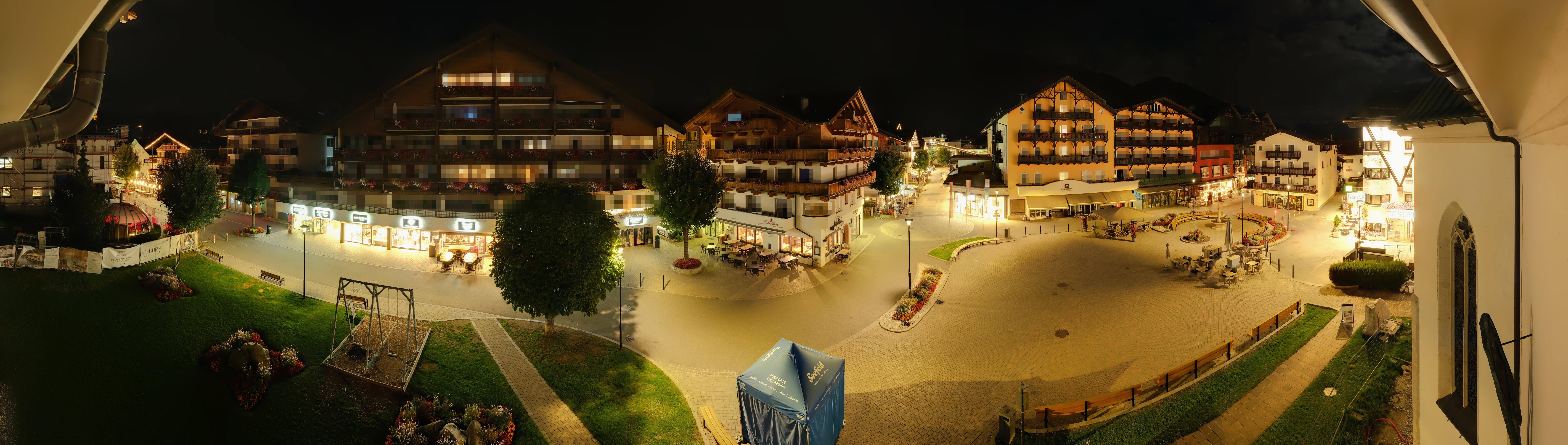 Archiv Foto Webcam Dorfplatz, Seefeld in Tirol