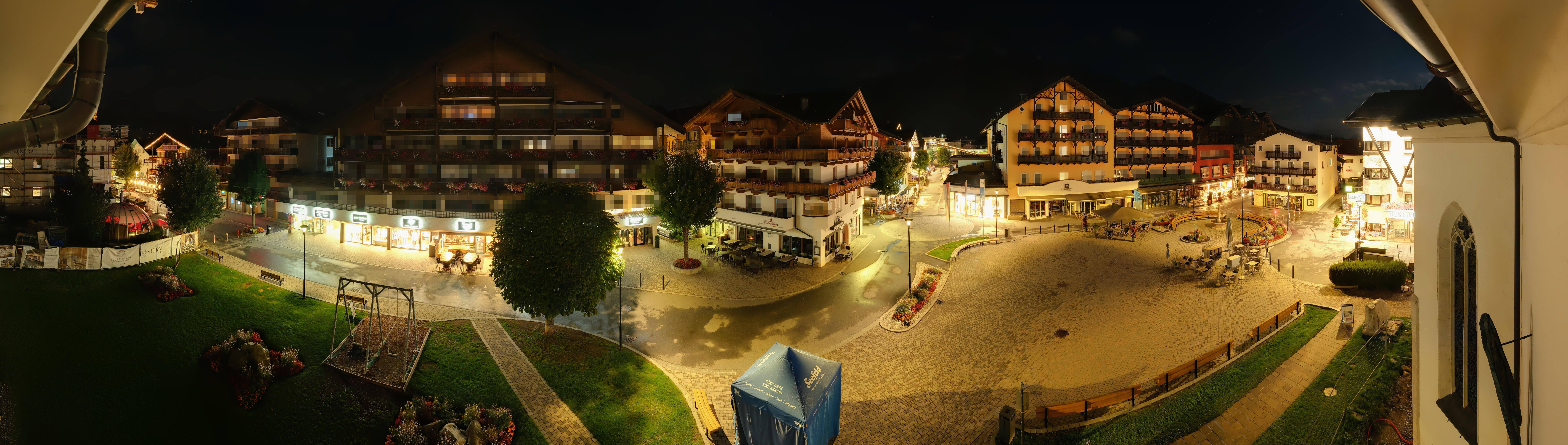 Archiv Foto Webcam Dorfplatz, Seefeld in Tirol
