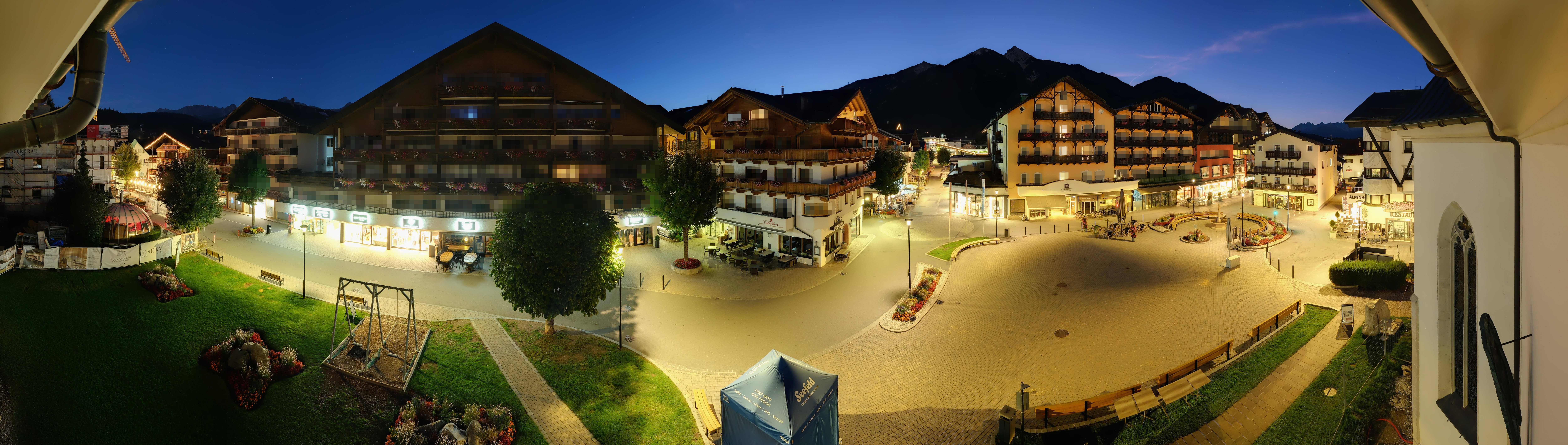 Archiv Foto Webcam Dorfplatz, Seefeld in Tirol