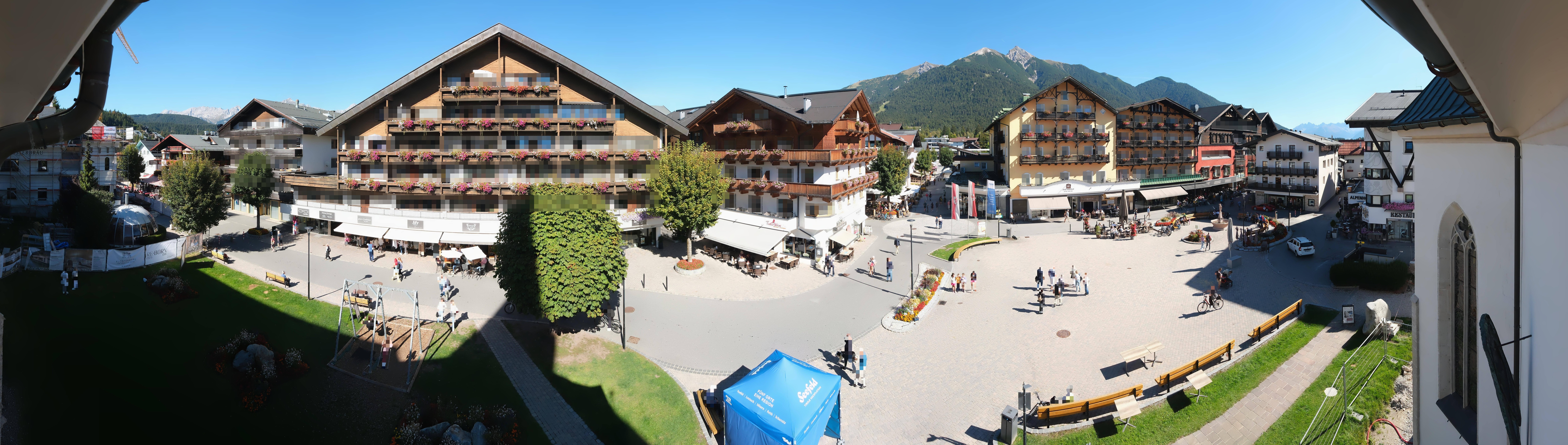 Archiv Foto Webcam Dorfplatz, Seefeld in Tirol