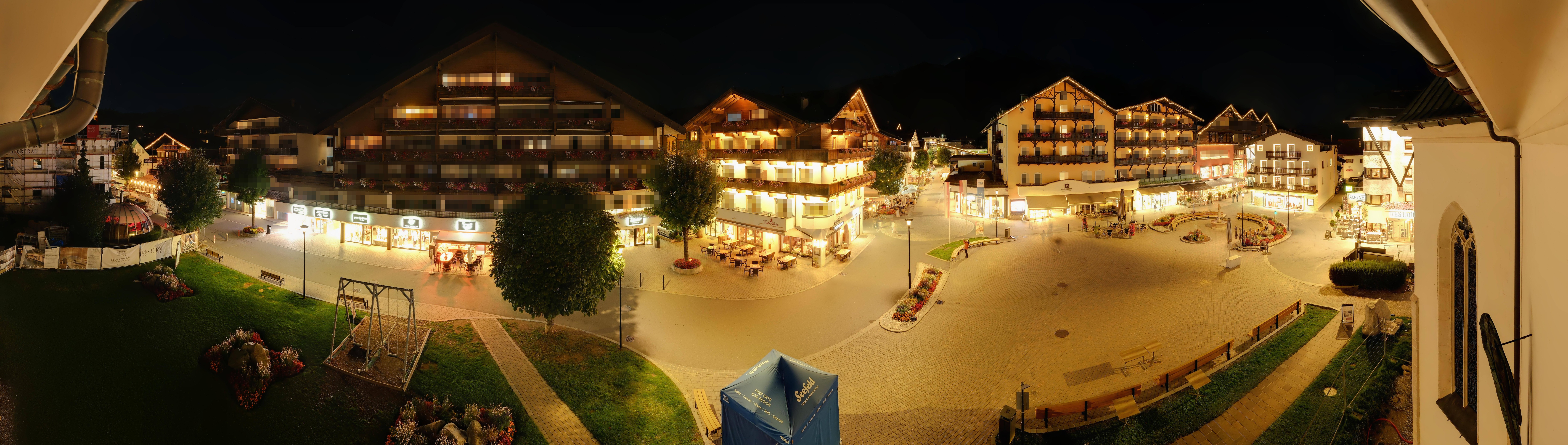 Archiv Foto Webcam Dorfplatz, Seefeld in Tirol