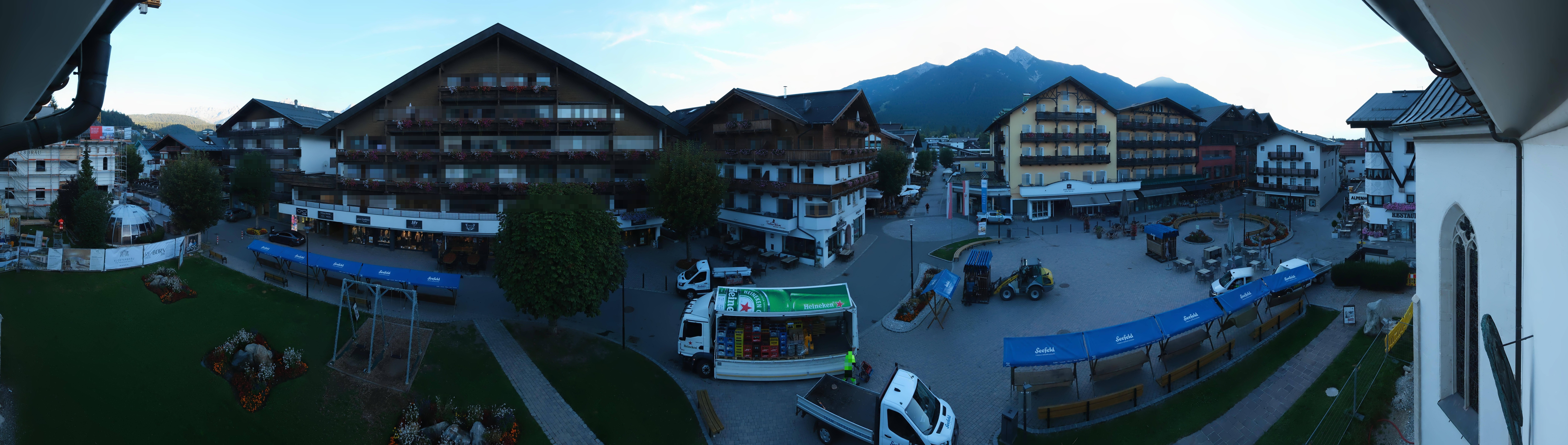 Archiv Foto Webcam Dorfplatz, Seefeld in Tirol