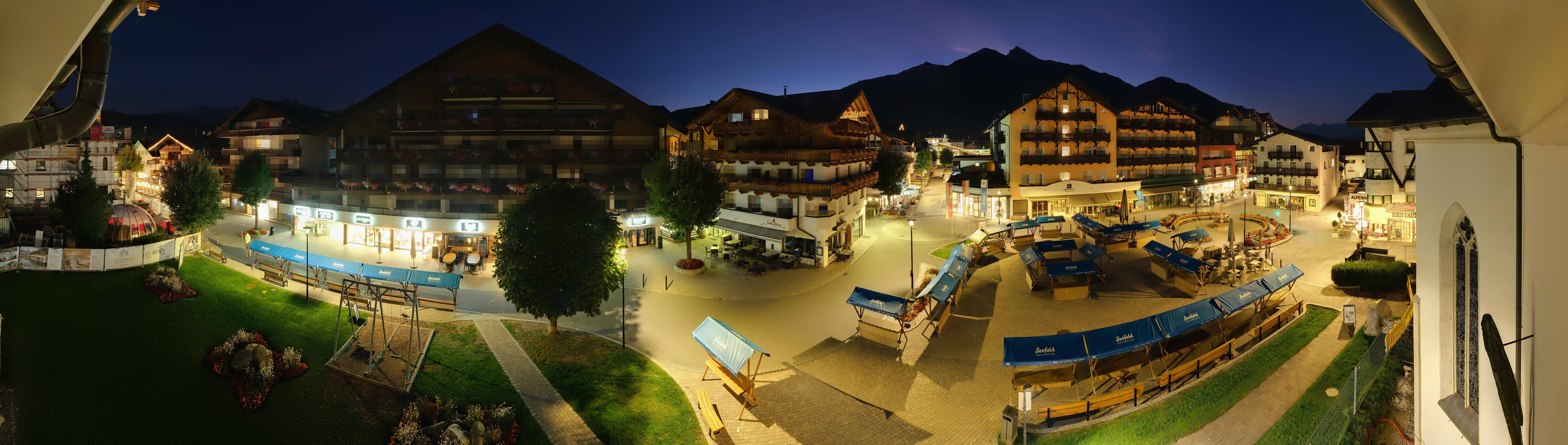 Archiv Foto Webcam Dorfplatz, Seefeld in Tirol
