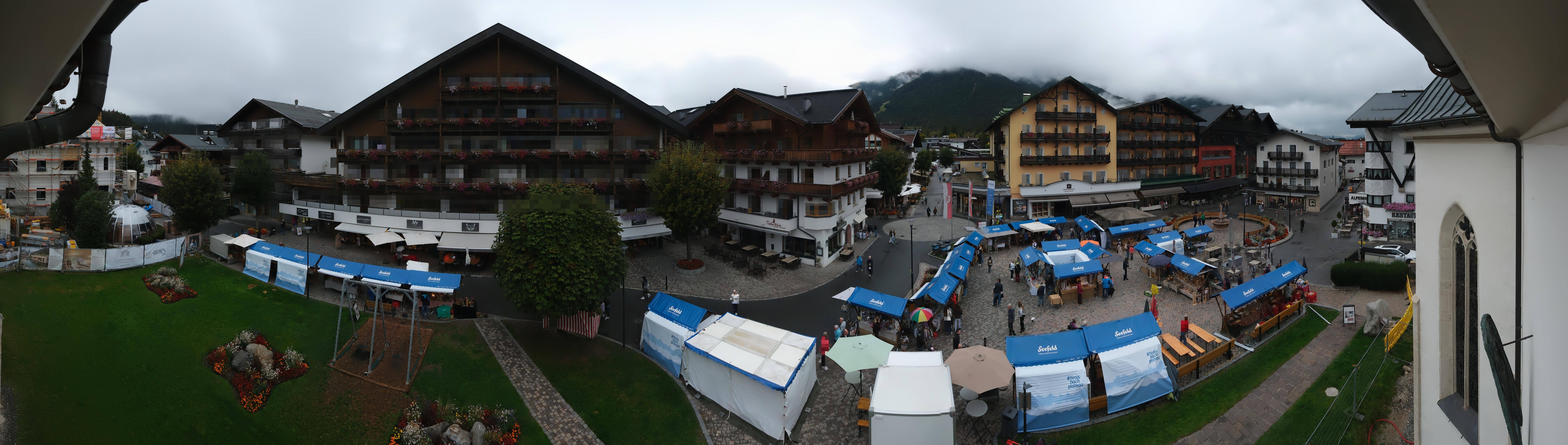 Archiv Foto Webcam Dorfplatz, Seefeld in Tirol