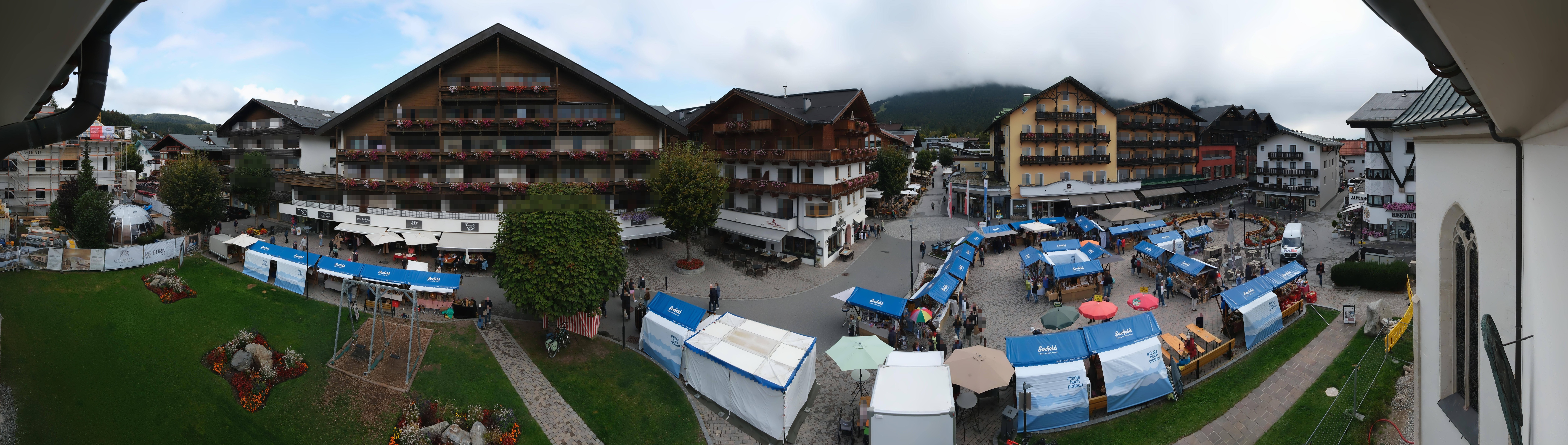 Archiv Foto Webcam Dorfplatz, Seefeld in Tirol