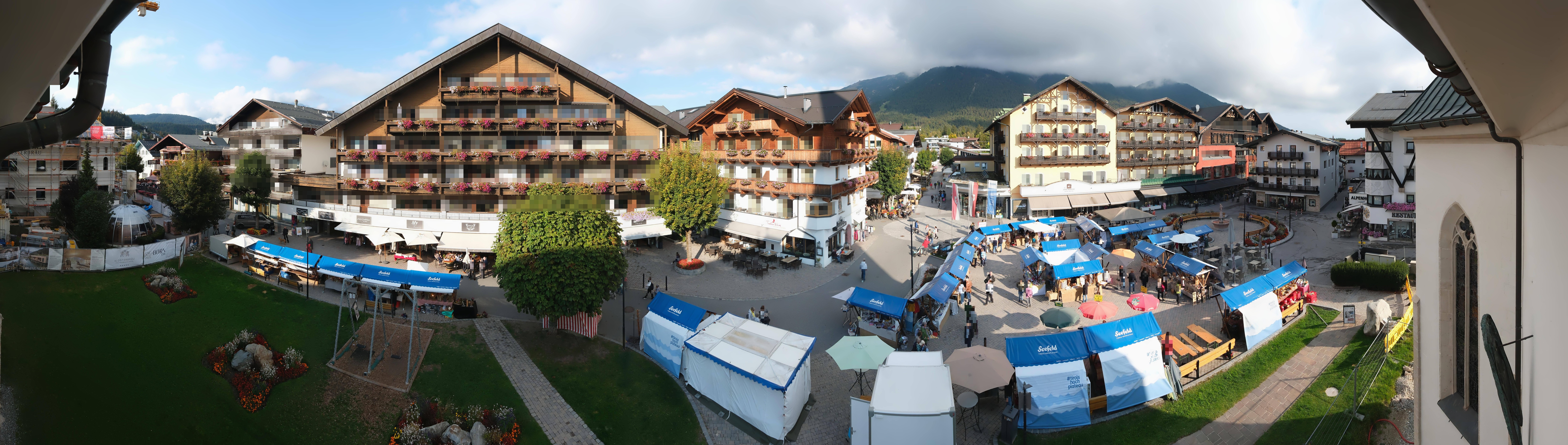 Archiv Foto Webcam Dorfplatz, Seefeld in Tirol