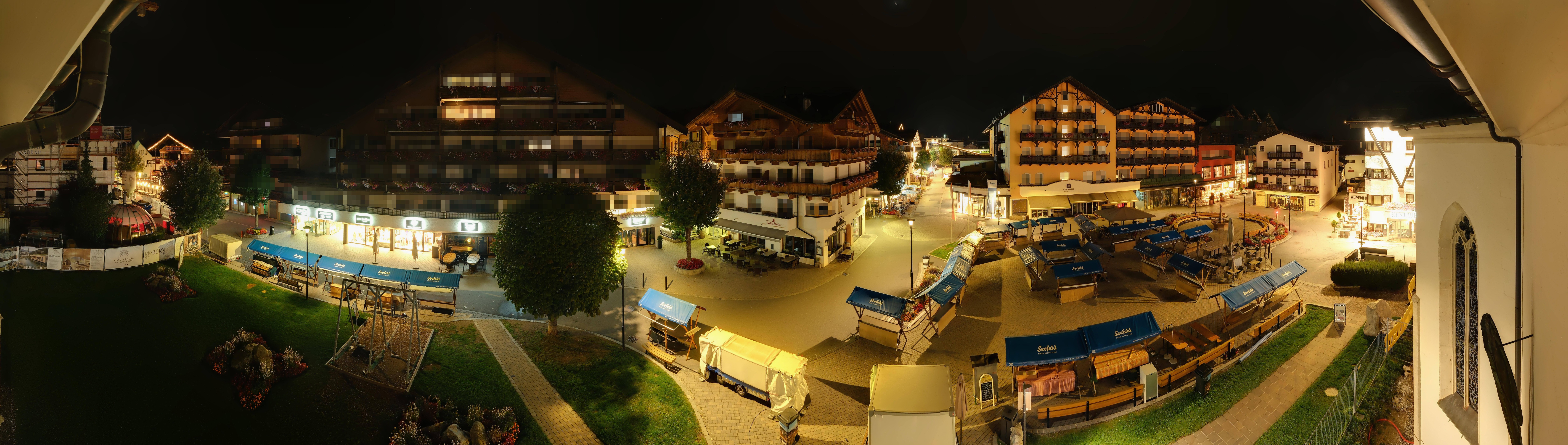 Archiv Foto Webcam Dorfplatz, Seefeld in Tirol