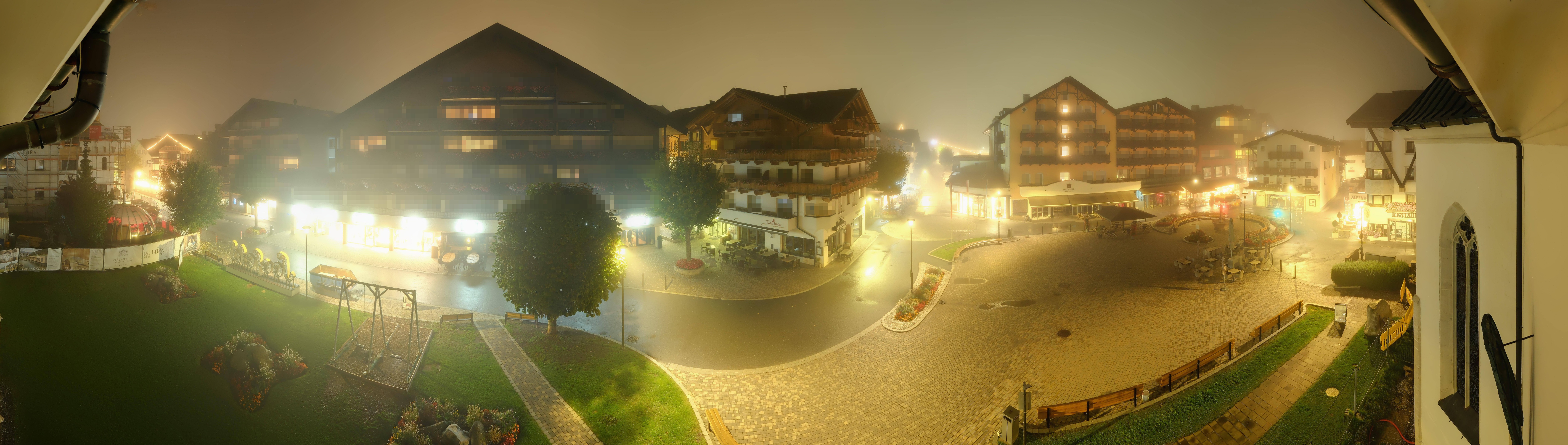 Archiv Foto Webcam Dorfplatz, Seefeld in Tirol