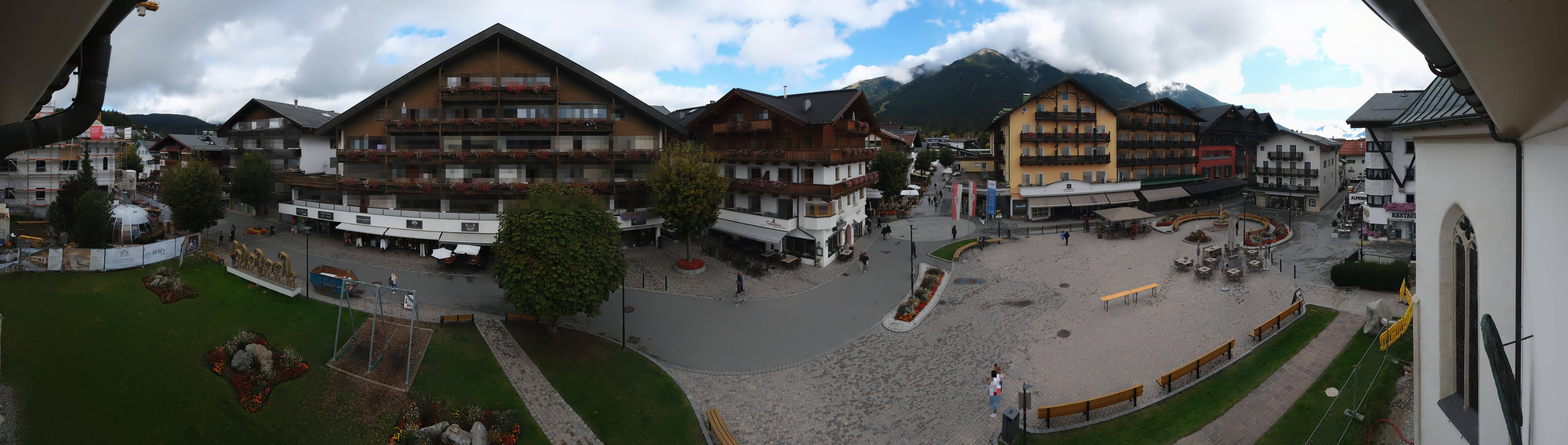 Archiv Foto Webcam Dorfplatz, Seefeld in Tirol