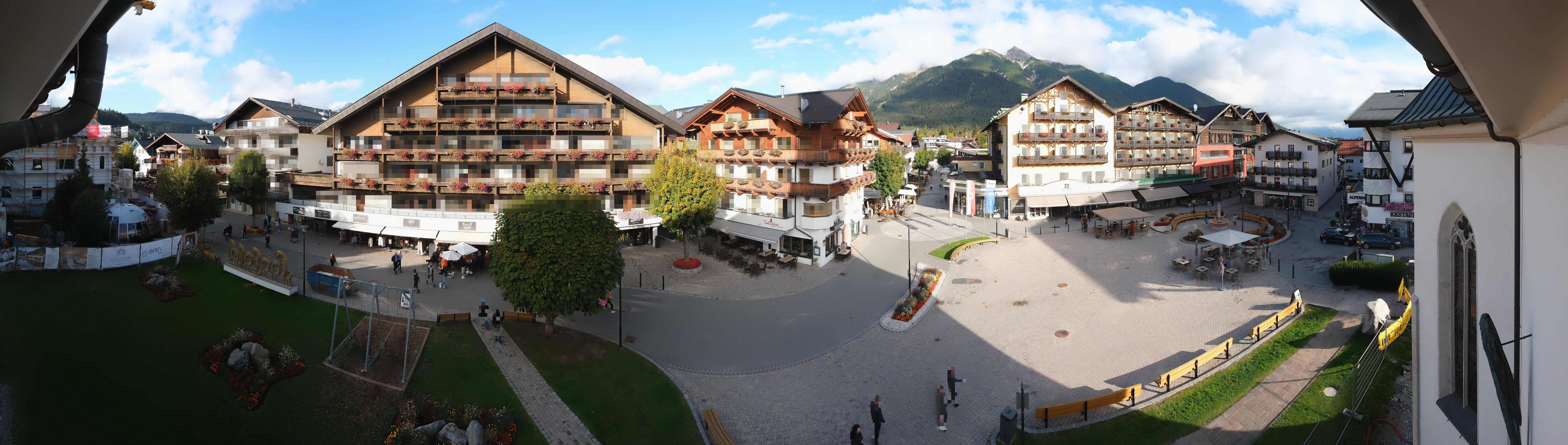 Archiv Foto Webcam Dorfplatz, Seefeld in Tirol