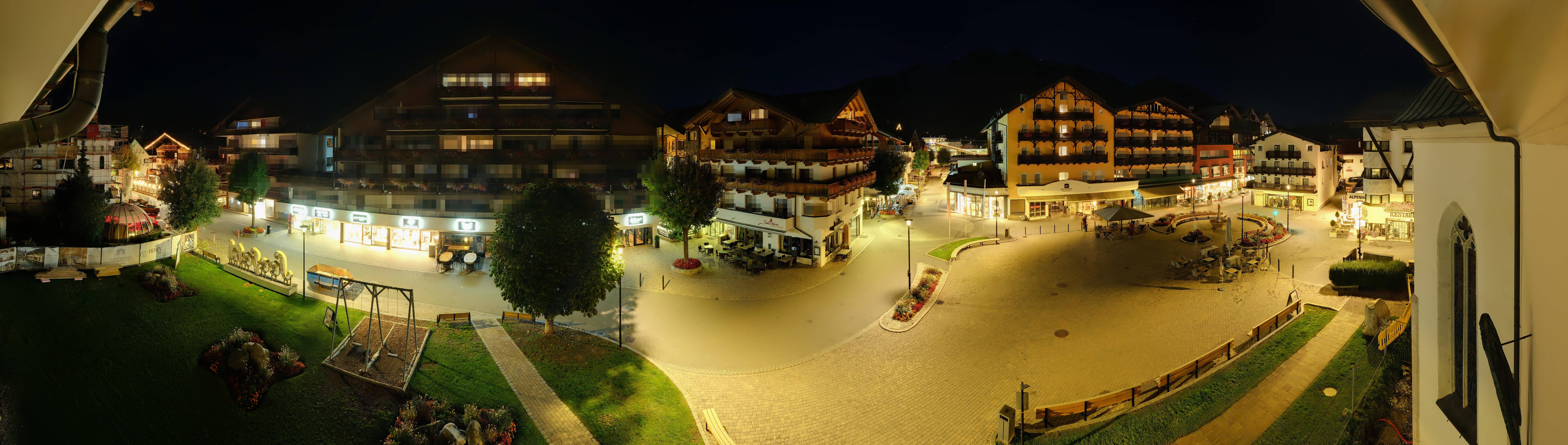 Archiv Foto Webcam Dorfplatz, Seefeld in Tirol