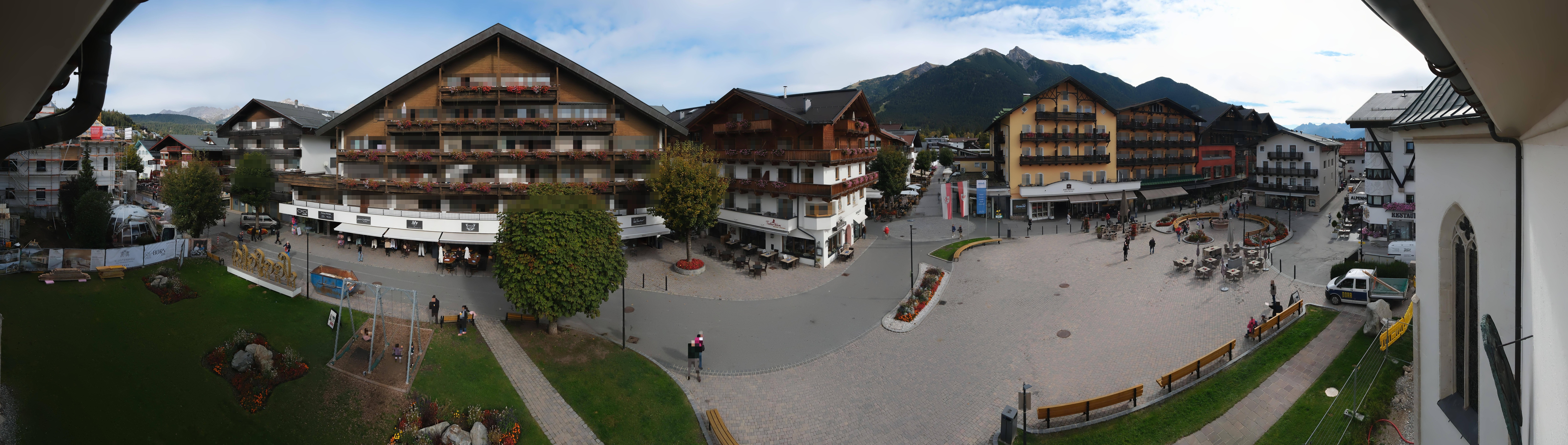 Archiv Foto Webcam Dorfplatz, Seefeld in Tirol
