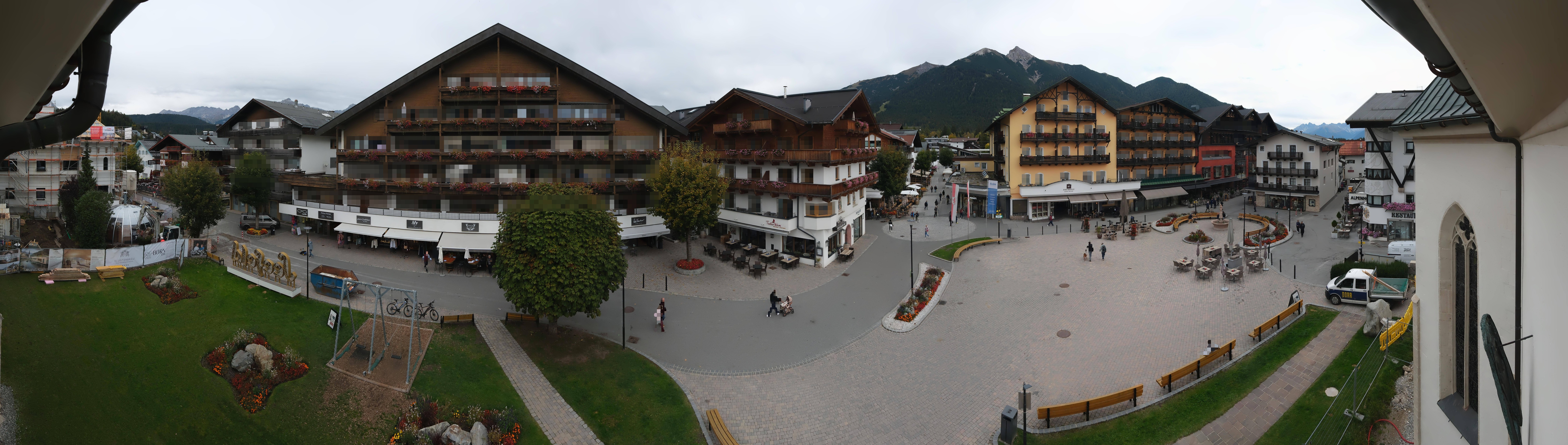 Archiv Foto Webcam Dorfplatz, Seefeld in Tirol