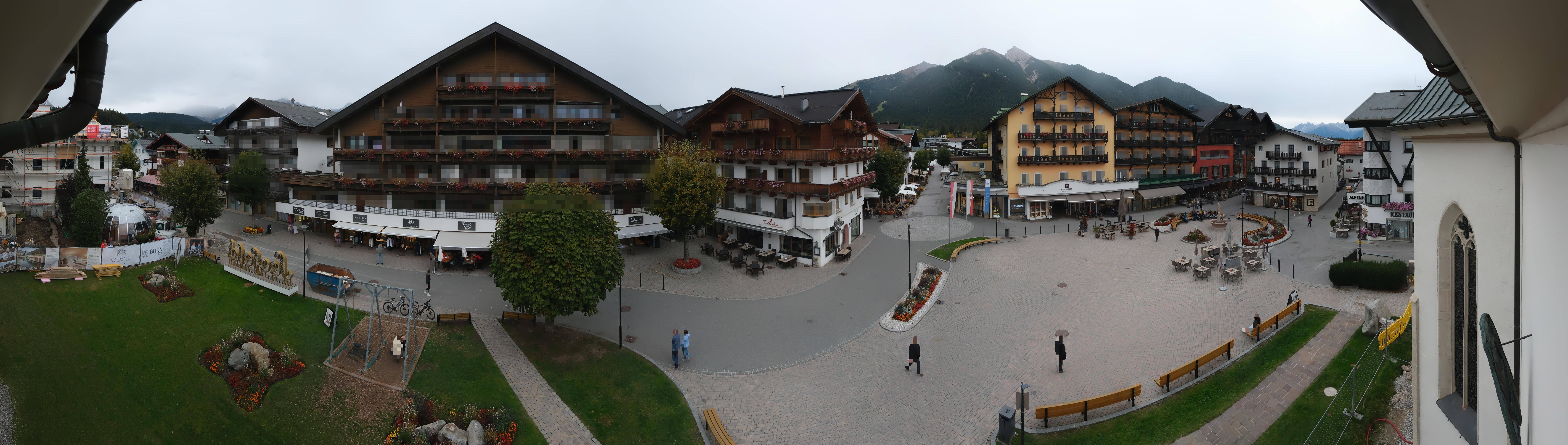 Archiv Foto Webcam Dorfplatz, Seefeld in Tirol