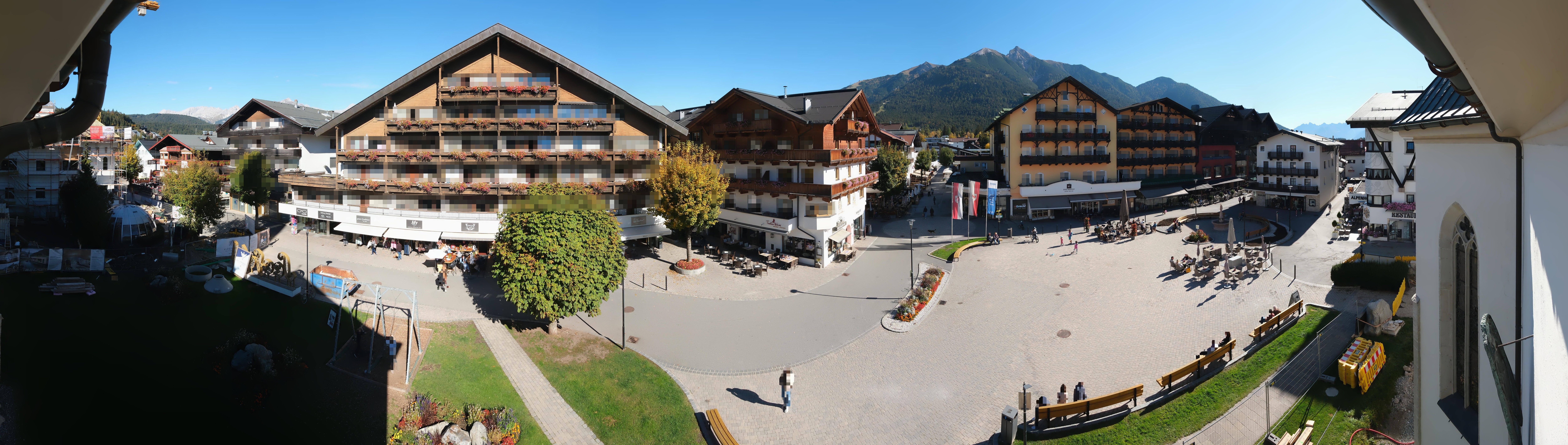 Archiv Foto Webcam Dorfplatz, Seefeld in Tirol