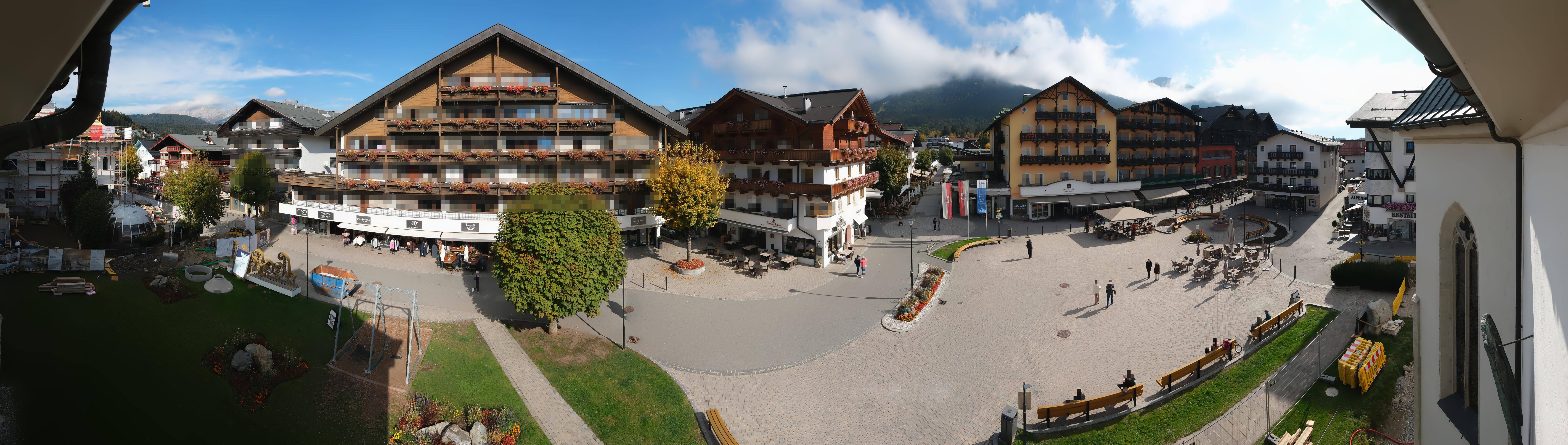 Archiv Foto Webcam Dorfplatz, Seefeld in Tirol