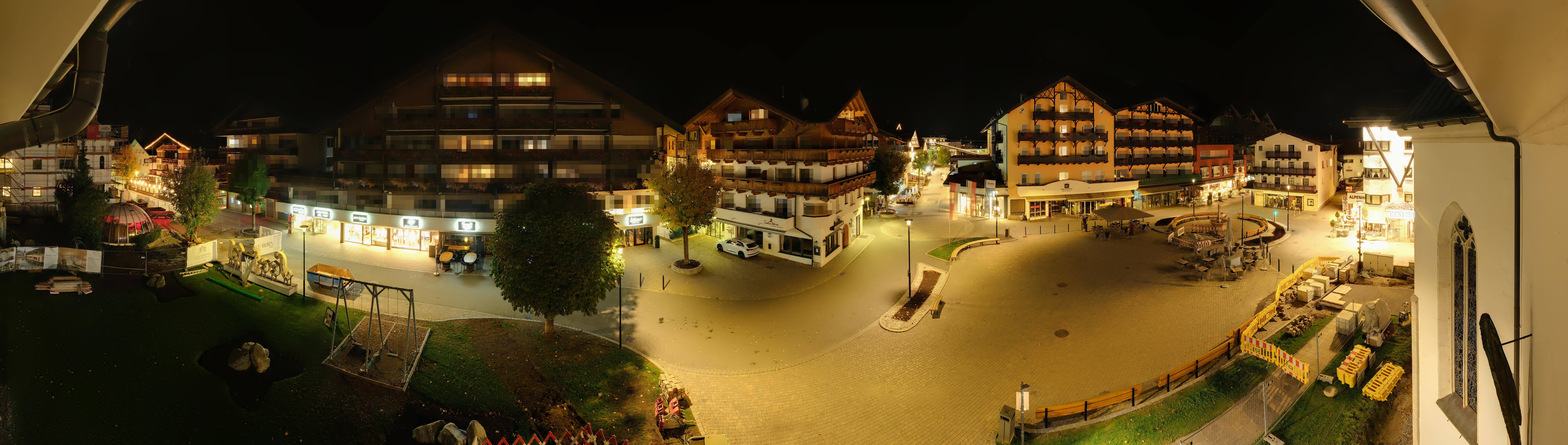 Archiv Foto Webcam Dorfplatz, Seefeld in Tirol