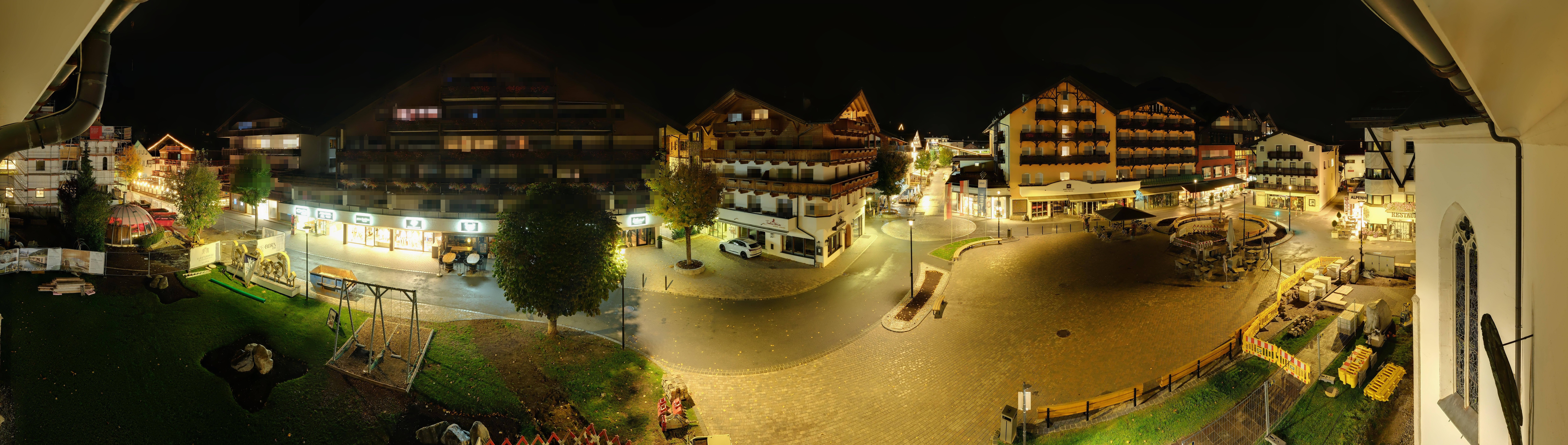 Archiv Foto Webcam Dorfplatz, Seefeld in Tirol
